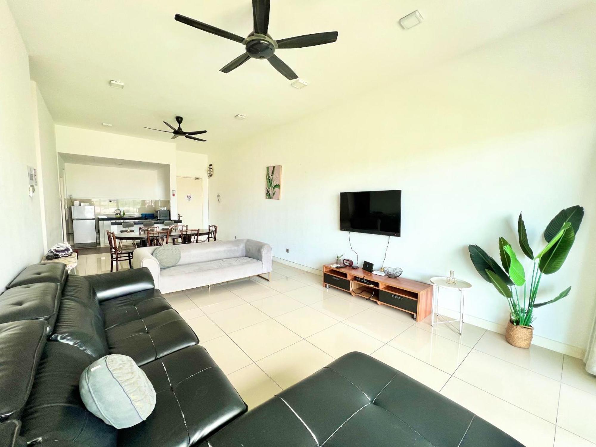 By The Pool At Imago Loft Residences Pangsapuri